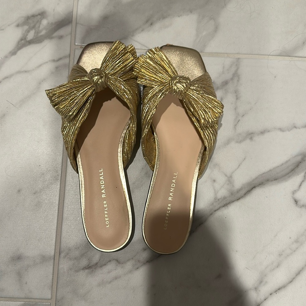 Loeffler Randal Daphne sandal